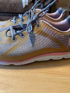FootJoy Empower Women's Spikeless Golf Shoes Sz 7.5 Gray Pink 98000